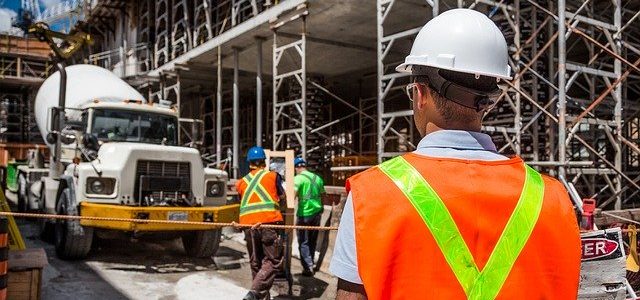 Come garantire la sicurezza sul lavoro con i dispositivi di protezione individuale